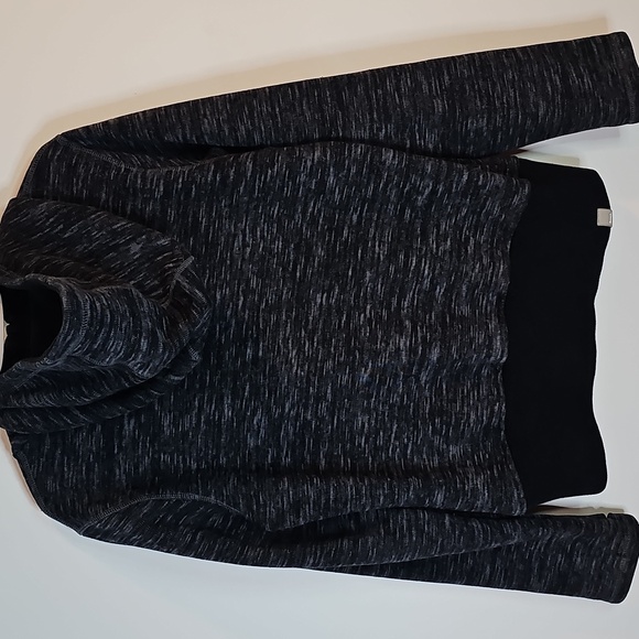 Bench Black and Gray XLHoodie - Picture 4 of 8